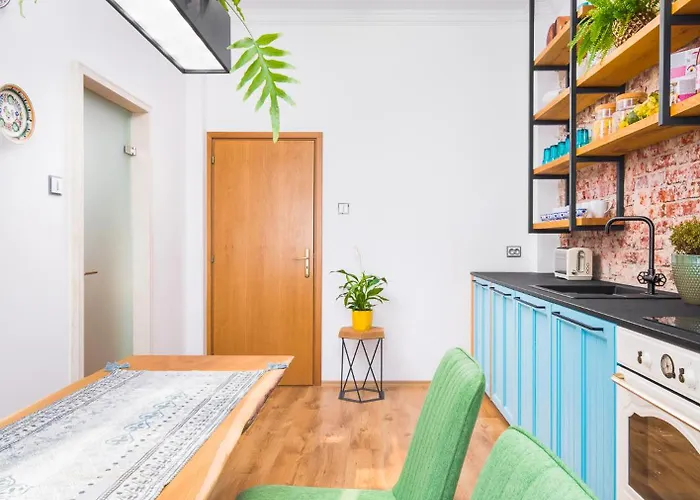 Alexandra's Center Ii